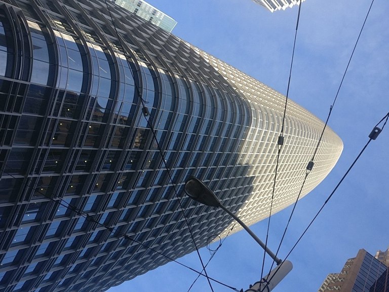Salesforce Tower